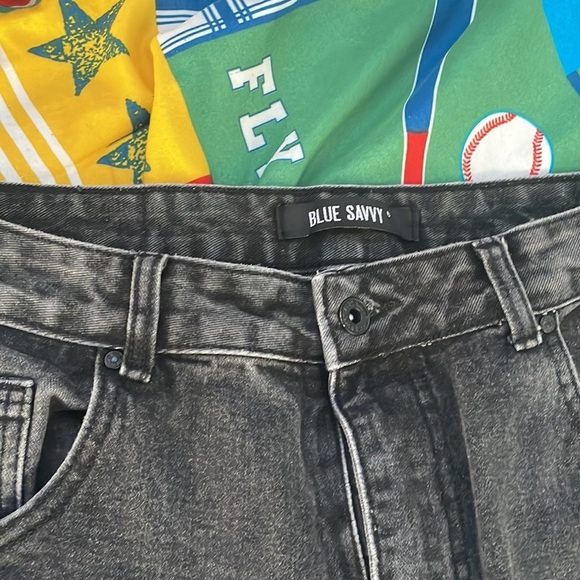 - Blue savvy woman’s jeans - Picture 2 of 4